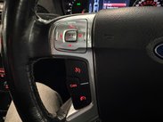 Ford Galaxy 1.6T EcoBoost Titanium X Euro 5 (s/s) 5dr 33