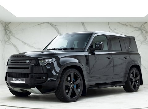 Land Rover Defender 110 V8 6