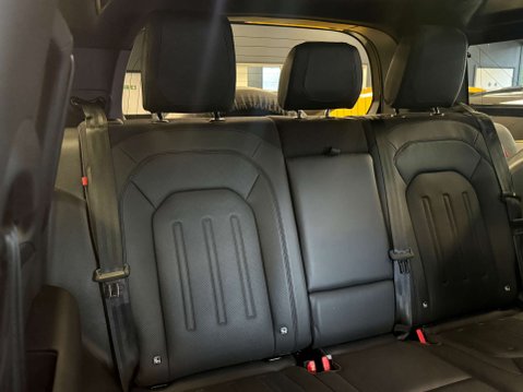Land Rover Defender 3.0 Defender X MHEV Auto 4WD 3dr 13