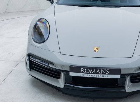 Porsche 911 Turbo S 31