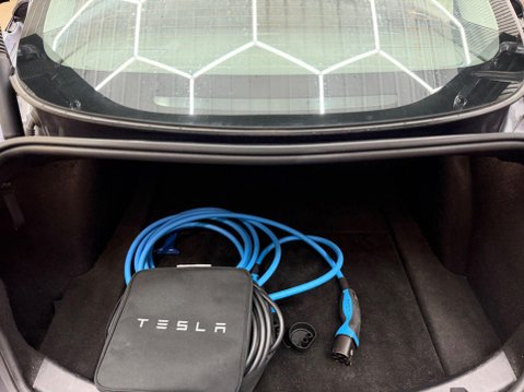 Tesla Model 3 (Dual Motor) Long Range Auto 4WDE 4dr 38