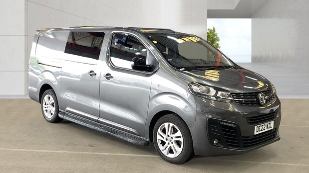 Vauxhall Vivaro Crew Cab AUTO LWB L2H1 Low Roof 3100 Air Con Alloys Sensors Cam Nav EURO 6 2
