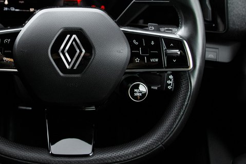 Renault Megane LAUNCH EDITION 19