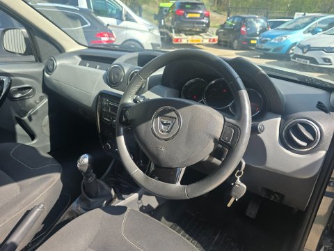 Dacia Duster LAUREATE DCI 12