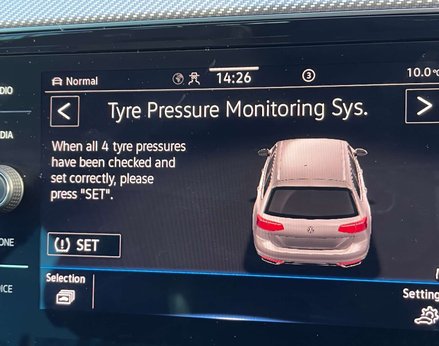 Volkswagen Passat 1.5 Passat R-Line TSi Evo 5dr 44