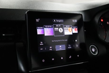 Renault Clio ICONIC EDITION TCE 39