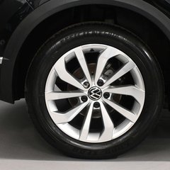 Volkswagen T-Roc 1.5 T-Roc Style TSI Semi-Auto 5dr 1