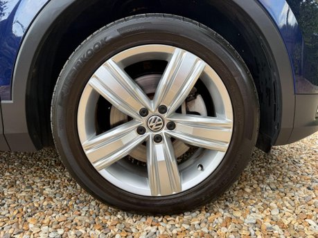 Volkswagen Tiguan 2.0 TDI SEL DSG 4Motion Euro 6 (s/s) 5dr 14