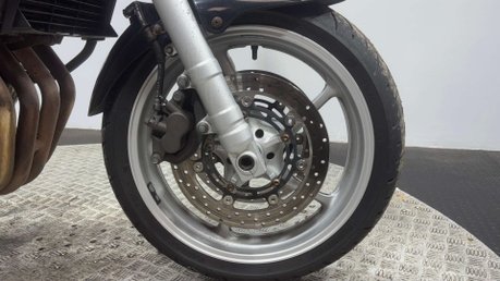 Yamaha FZ 600 2004 31K MOT RECENTLY SERVICED 600CC FULL LUGGAGE 15