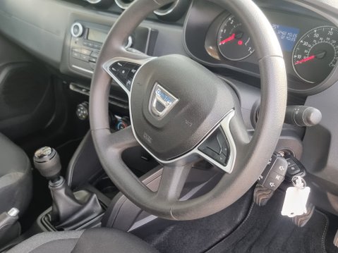 Dacia Duster ESSENTIAL TCE 20