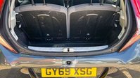 Toyota Aygo 1.0 VVT-i x-play Hatchback 5dr Petrol x-shift Euro 6 (71 ps) 10