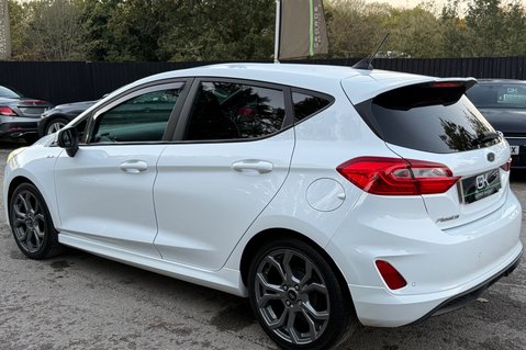 Ford Fiesta ST-LINE EDITION - 2 OWNERS - APPLE CAR PLAY - SERVICE HISTORY 2