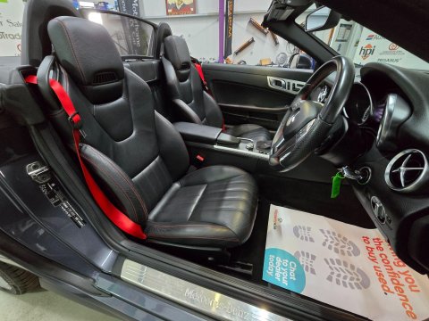 Mercedes-Benz SLK 3.5 SLK350 BlueEfficiency AMG Sport Edition 125 G-Tronic+ Euro 5 (s/s) 2dr 35