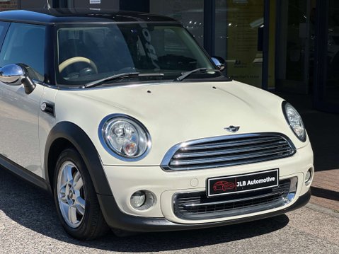 Mini Hatch 1.6 Cooper Auto 3dr 3