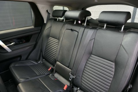 Land Rover Discovery Sport 2.0 Discovery Sport SE MHEV Auto 4WD 5dr 26