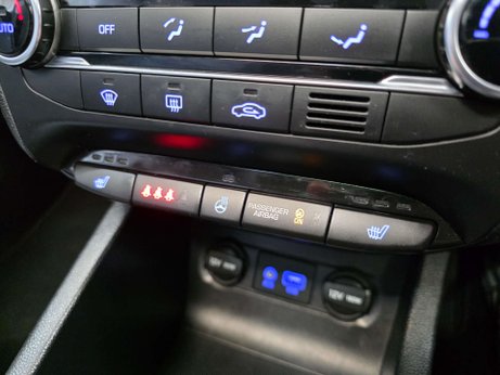 Hyundai i20 1.2 Premium SE Hatchback 5dr Petrol Manual Euro 6 (84 ps) 6
