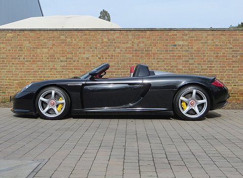 Porsche Carrera GT 5