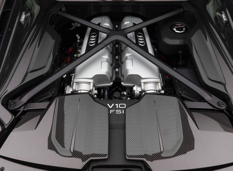 Audi R8 V10 Performance Carbon Black 30
