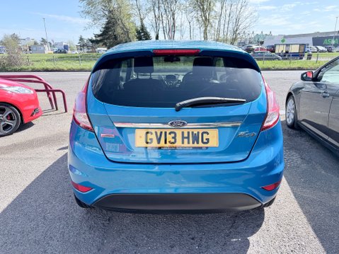 Ford Fiesta 1.0 ZETEC 6