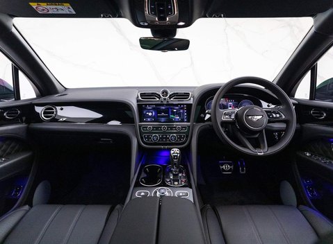 Bentley Bentayga V8 S 13