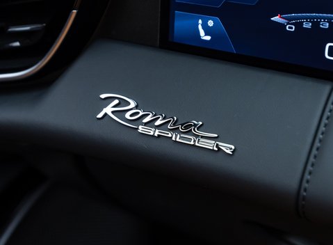 Ferrari Roma SPIDER 30