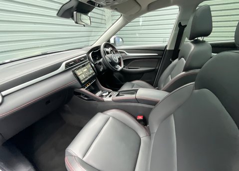 MG ZS EV 72kWh TROPHY 15