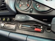 Porsche 911 CARRERA 3.2 BACK-DATE 55