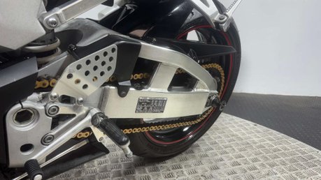 Honda CBR CBR929 2000 ONLY 19K NEW MOT CLASSIC SPORTS BIKE 26