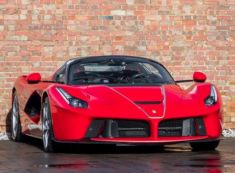 Ferrari LaFerrari Aperta 1