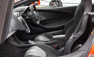 McLaren 570S 16