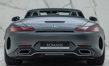 Mercedes-Benz Amg GT C Roadster 11