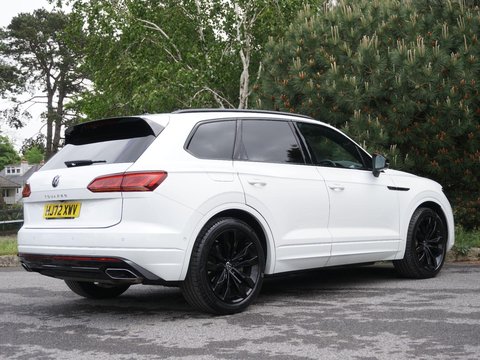 Volkswagen Touareg 3.0 TSI V6 Black Edition Tiptronic 4Motion Euro 6 (s/s) 5dr 31
