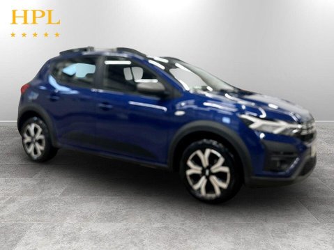 Dacia Sandero Stepway 1.0 TCe Journey Hatchback 5dr Petrol Manual Euro 6 (s/s) (90 ps) 1