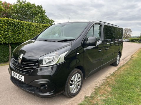 Renault Trafic 1.6 dCi ENERGY 29 Sport Nav Crew Van LWB Euro 6 (s/s) 6dr 5