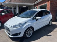 Ford Fiesta TITANIUM X 1