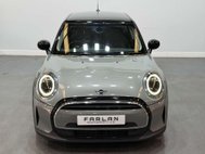 Mini Hatch 1.5 Cooper Classic Hatchback 5dr Petrol Steptronic Euro 6 (s/s) (136 ps) 10