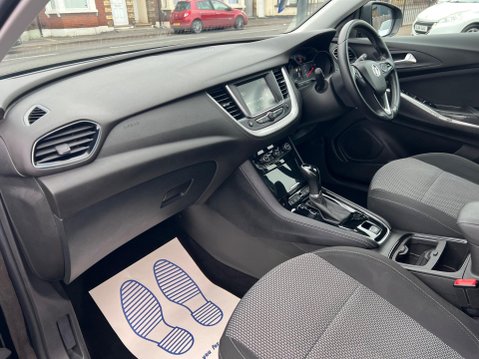Vauxhall Grandland X 1.2 Turbo SE Auto Euro 6 (s/s) 5dr 23