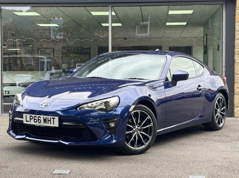 Toyota GT86 D-4S PRO 3