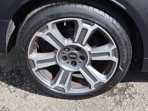 Mini Countryman 1.5 Cooper Exclusive SUV 5dr Petrol Steptronic Euro 6 (s/s) (136 ps) 26
