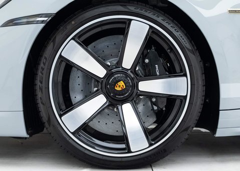 Porsche 911 (992) Sport Classic