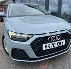 Audi A1 SPORTBACK 1.0 TFSI TECHNIK 4