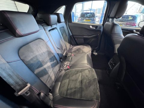 Ford Kuga 2.5h Duratec ST-Line X Edition CVT Euro 6 (s/s) 5dr 38