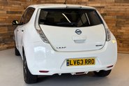 Nissan LEAF 24kWh Visia Hatchback 5dr Electric Auto (107 bhp) 82