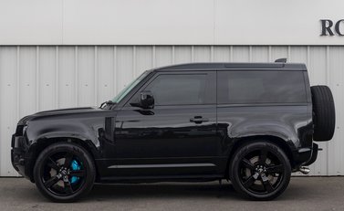 Land Rover Defender V8 2