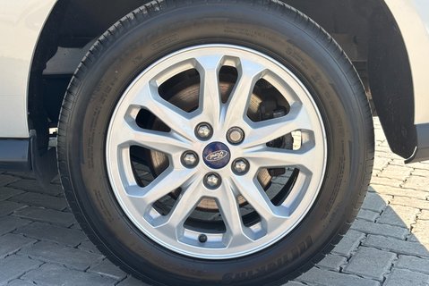 Ford Transit Connect 240 L2 120 ps Limited Panel Van 28
