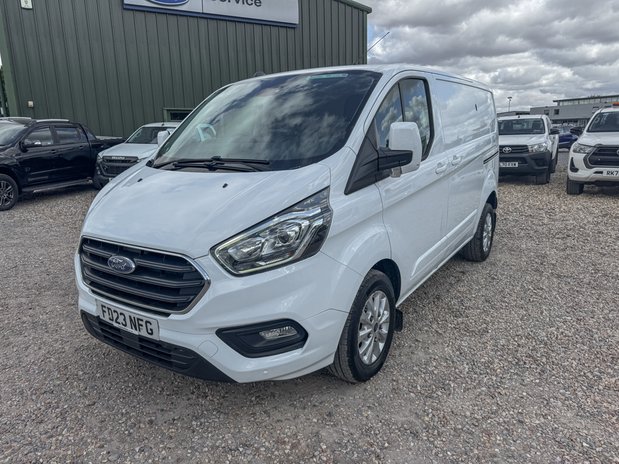 Ford Transit Custom SWB L1H1 Low Roof Limited 280 Air Con Alloys Sensors Cam EURO 6 2