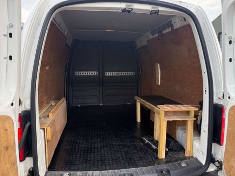 Volkswagen Caddy Maxi 2.0 Caddy Maxi C20 Startline TDI Semi-Auto 19