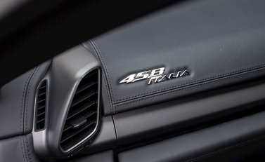 Ferrari 458 Italia 18