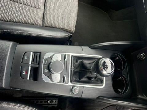 Audi A3 1.0 TFSI 30 Black Edition Sportback Euro 6 (s/s) 5dr 9