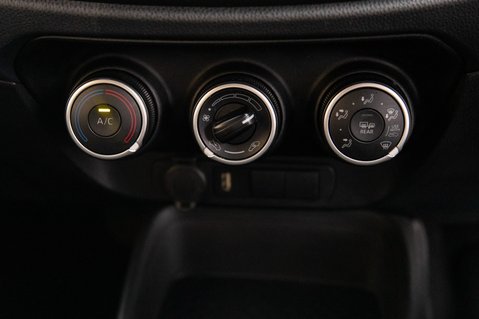 Toyota Aygo X VVT-I PURE 29